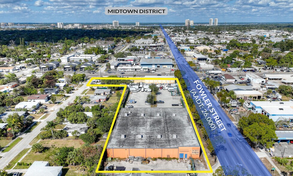 More Photos Of 3040 Fowler St, Fort Myers Warehouse For Sale