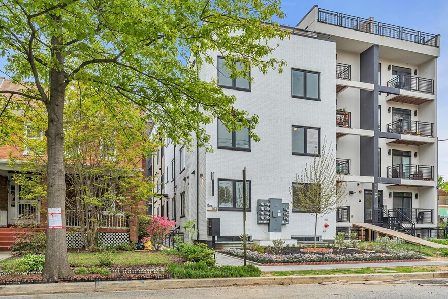 More Photos Of 1103 Fern St NW, Washington Apartments For Sale