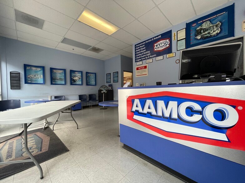 More Photos Of 2800 Auto Plaza Dr, Tracy Auto Repair For Lease