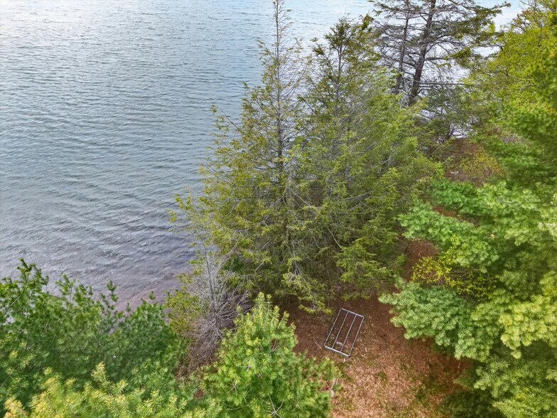More Photos Of 48 - 50 Horseshoe Lake, Kauneonga Lake Apartments For Sale