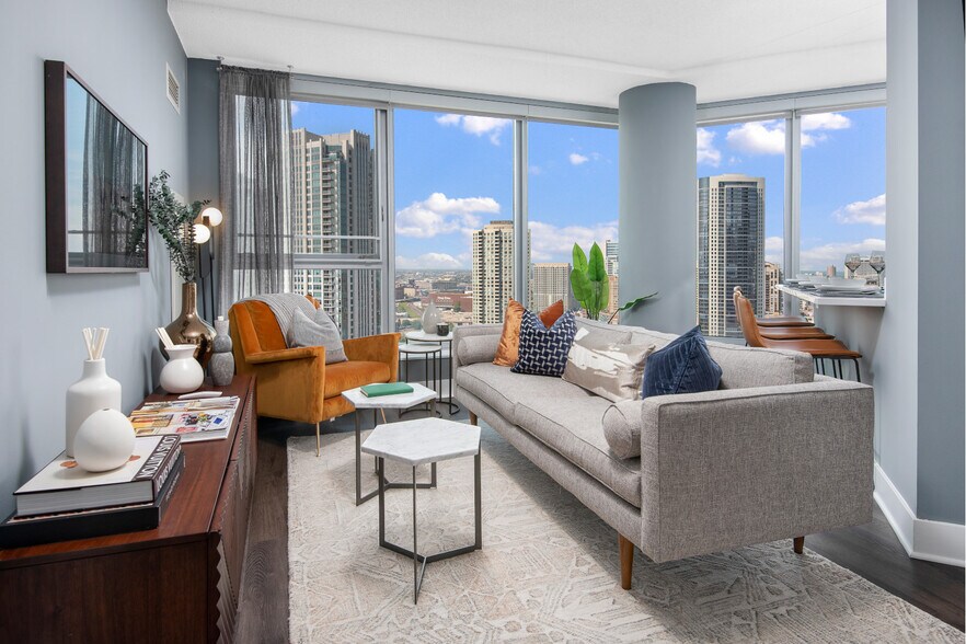 More Photos Of 300 N Canal St, Chicago Apartments For Sale