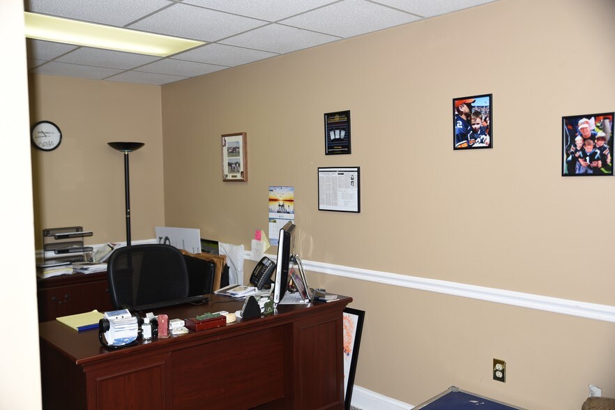 More Photos Of 4227 Henderson Blvd, Tampa Freestanding For Sale