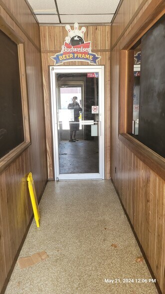 More Photos Of 136 W Main, Morenci General Retail For Sale