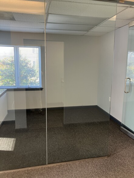 More Photos Of 7201-7211 Hanover Pky, Greenbelt Unknown For Lease