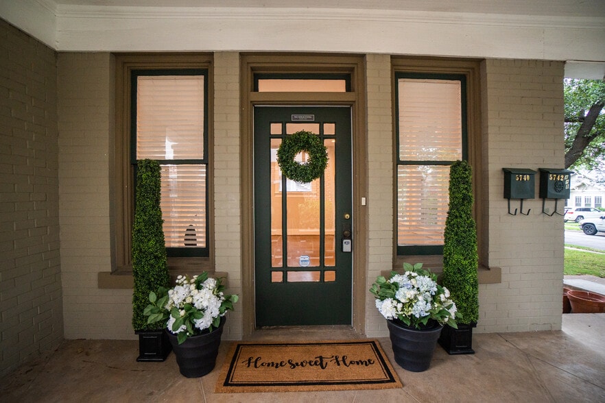 More Photos Of 5740-5742 Llano Ave, Dallas Apartments For Sale