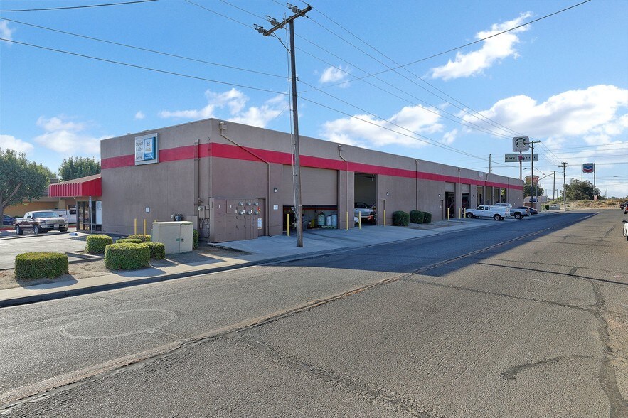 More Photos Of 1455 Herndon Ave, Modesto Auto Repair For Lease