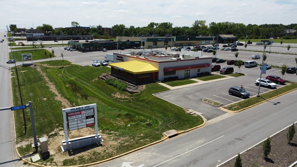 More Photos Of 4420-4484 S Noland Rd, Independence Unknown For Lease