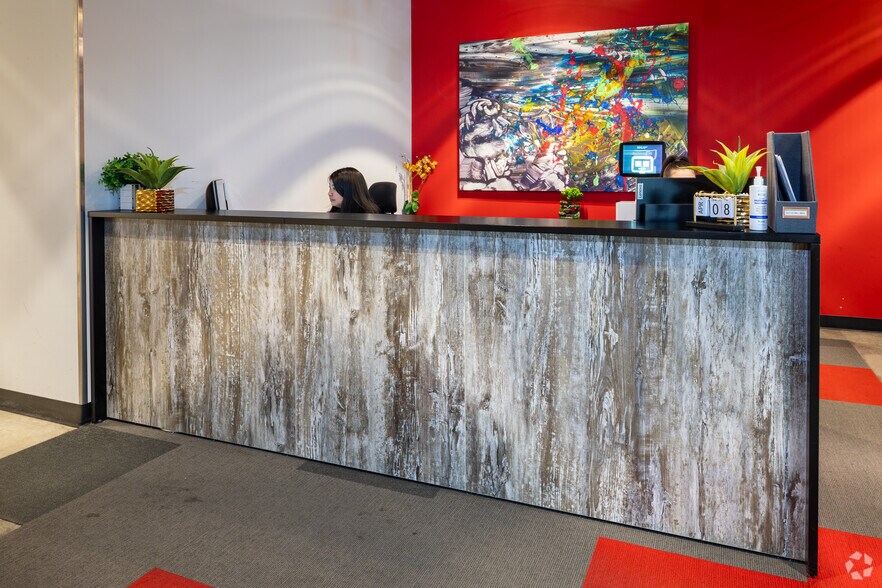 More Photos Of 5113 S Harper Ave, Chicago Coworking Space