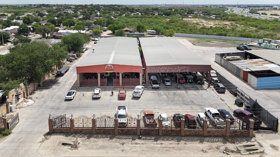 More Photos Of 5103 US Highway 59, Laredo Warehouse For Sale