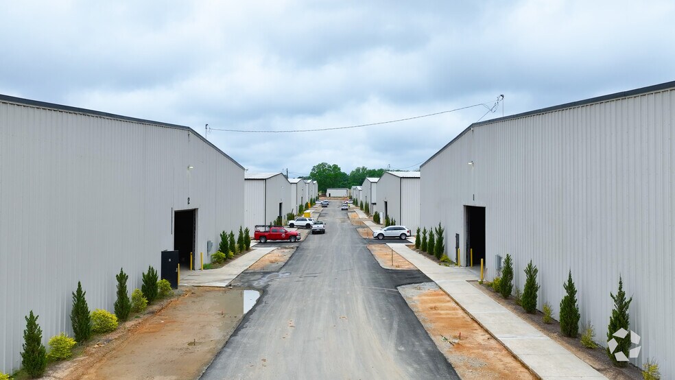 Primary Photo Of 1001 Bridge St, Fuquay Varina Unknown For Lease