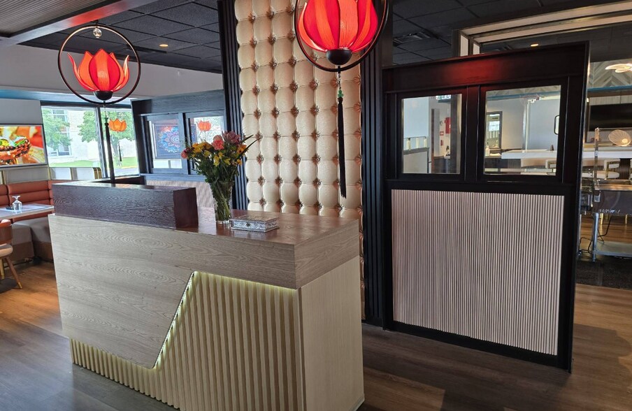 More Photos Of 4870 University Dr NW, Huntsville Hotel For Sale