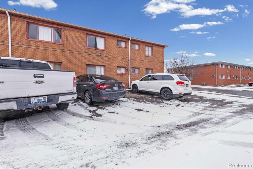 More Photos Of 14801 Joy Rd, Detroit Apartments For Sale