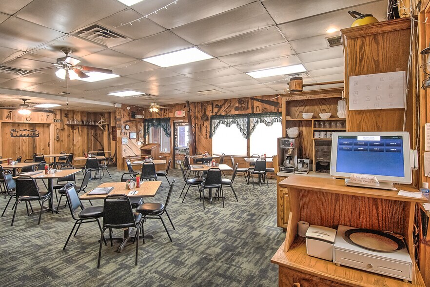 More Photos Of 22020 Palo Way, Palo Cedro Restaurant For Sale