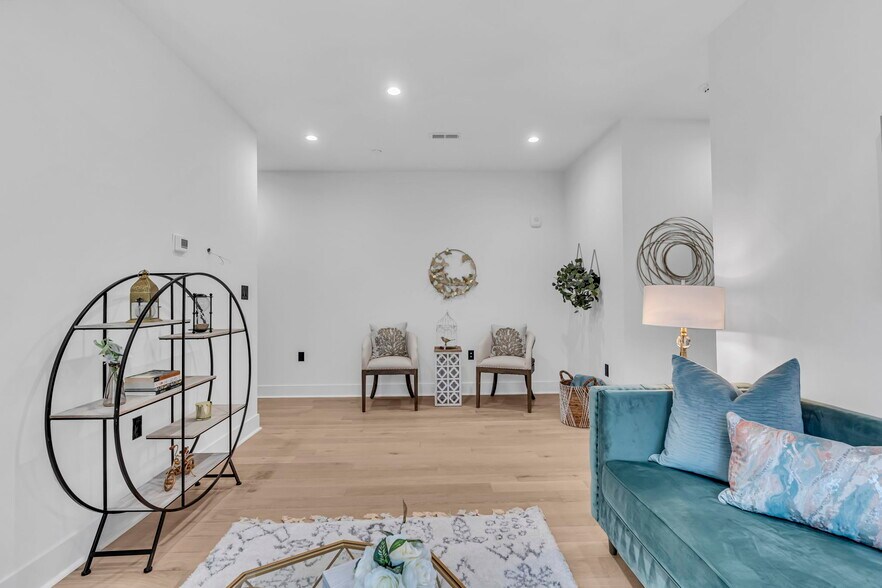 More Photos Of 1103 Fern St NW, Washington Apartments For Sale