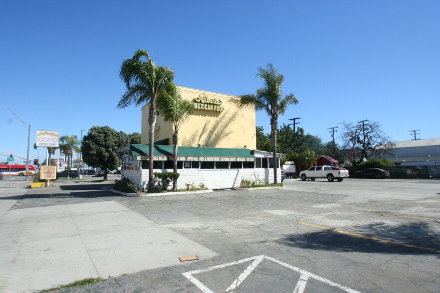 More Photos Of 1770 W Pacific Coast Hwy, Long Beach Fast Food For Lease