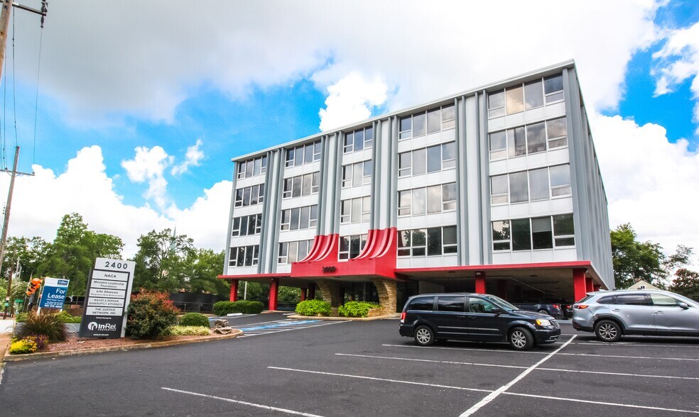 More Photos Of 2400 Poplar Ave, Memphis Office For Lease