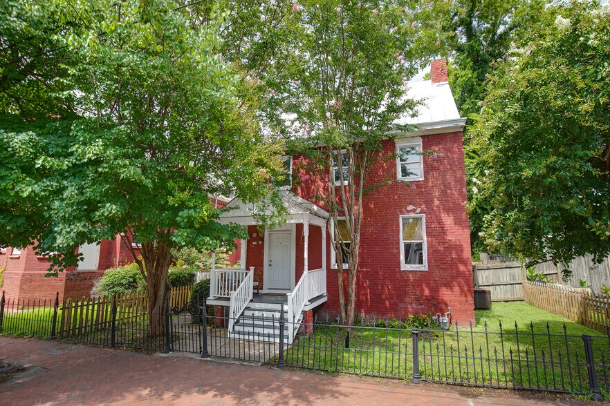 More Photos Of 2608 E Marshall St, Richmond Apartments For Sale