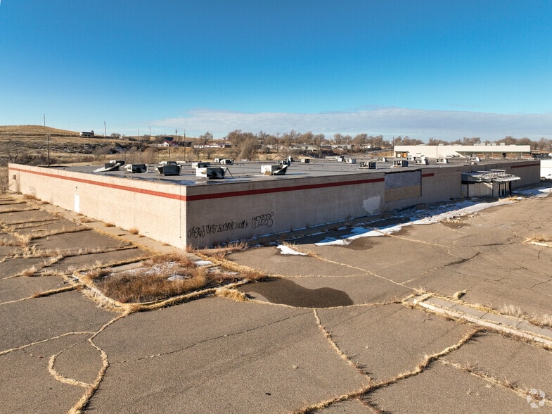 More Photos Of 27496 Frontage Rd, La Junta Freestanding For Lease