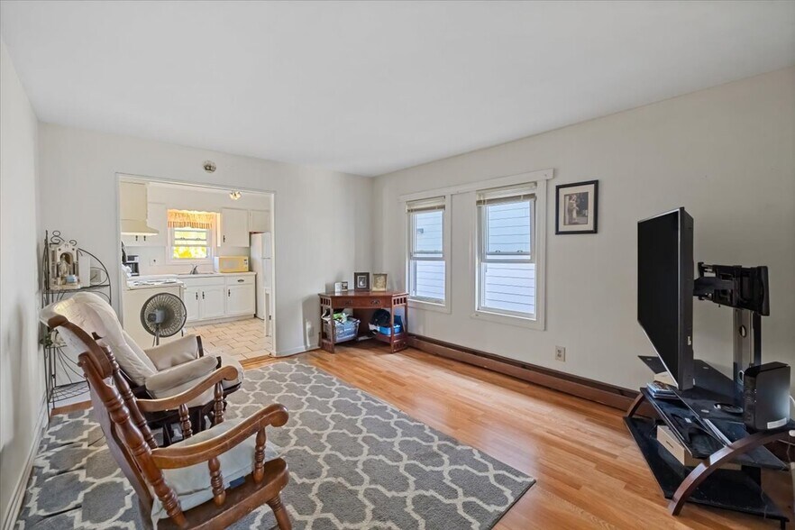 More Photos Of 6 Elmer St, Madison Storefront Retail Residential For Sale