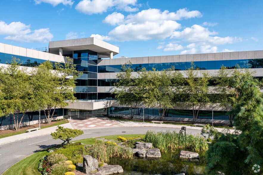 500 Summit Lake Dr, Valhalla, NY 10595 Office For Lease