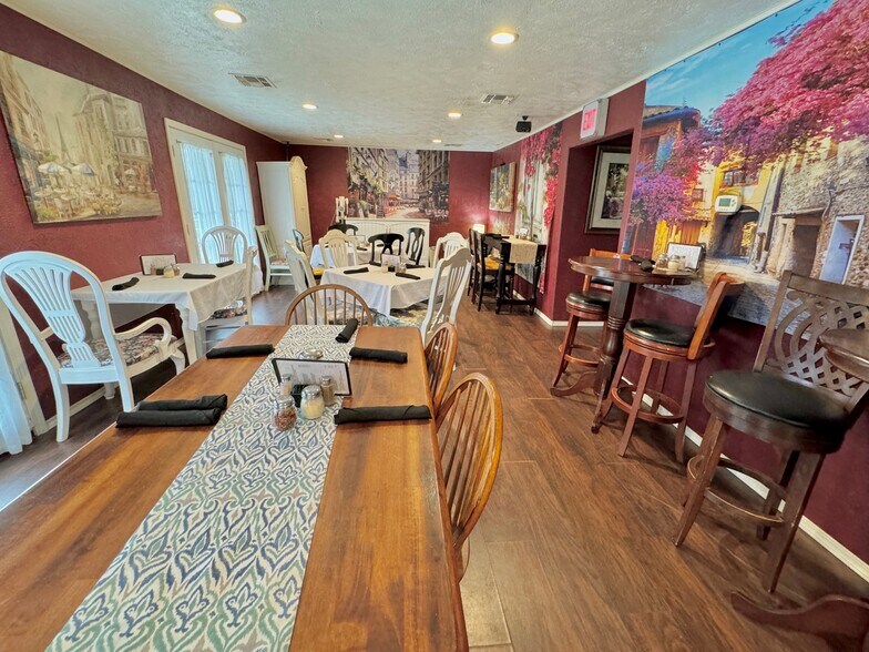 More Photos Of 2275 Old Pleasanton Rd, San Antonio General Retail For Sale