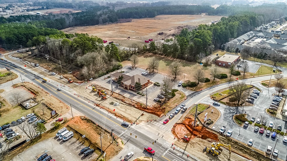 More Photos Of 865 Ga-20/81 Hwy, McDonough Bank For Sale