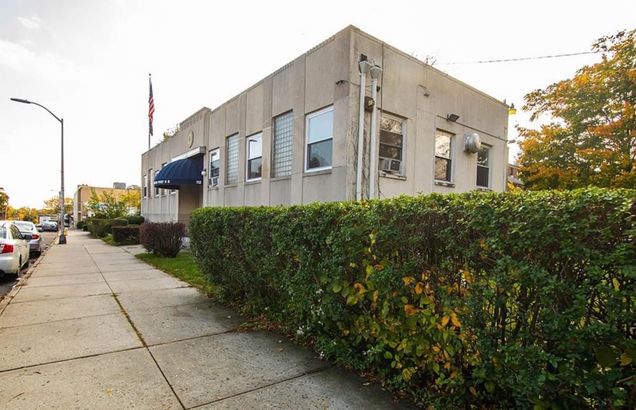 More Photos Of 112 North Ave, New Rochelle Office For Sale
