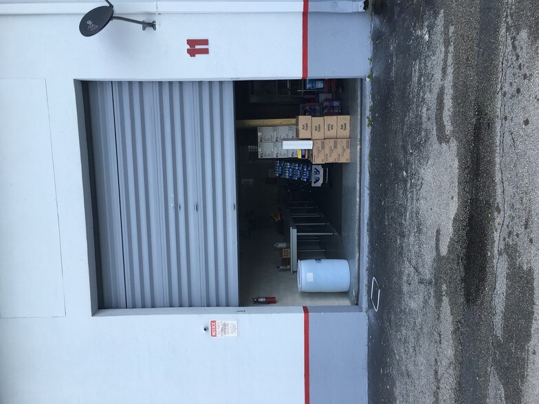 More Photos Of 7311-7323 NW 12th St, Miami Light Distribution For Sale