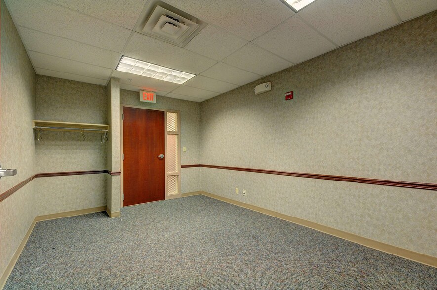 More Photos Of 77 Hospital Ave, North Adams Medical For Sale