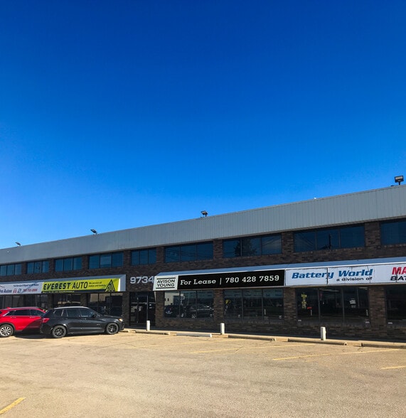 More Photos Of 9730-9738 51st Ave NW, Edmonton Service For Lease