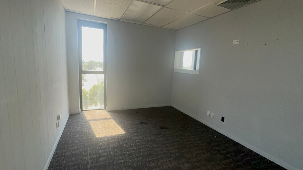 More Photos Of 1771 N State Road 7, Fort Lauderdale Loft Creative Space For Sale