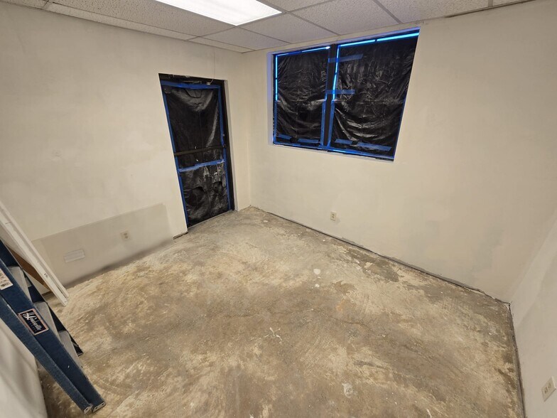 More Photos Of 101 N State Road 7, Margate Office For Lease