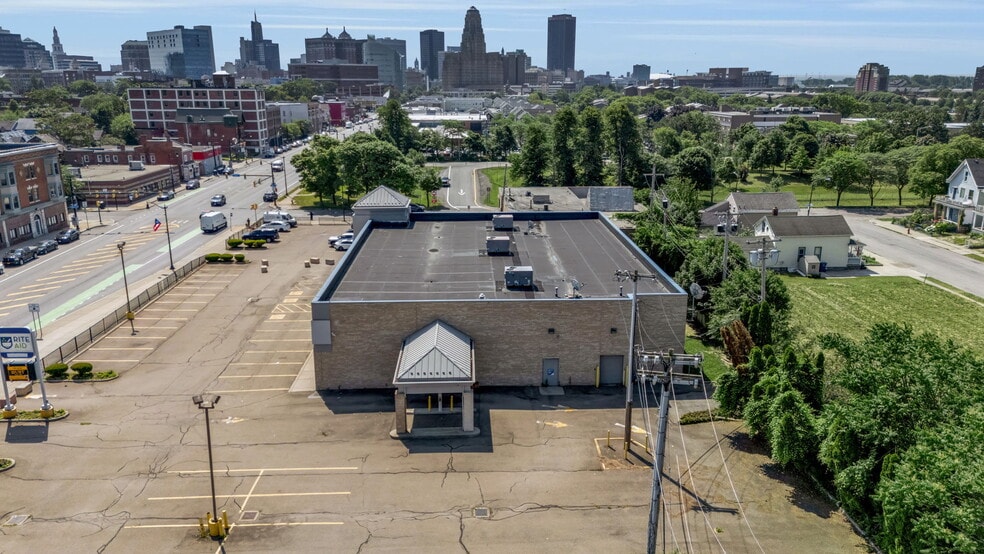 More Photos Of 350 Niagara St, Buffalo Drugstore For Sale