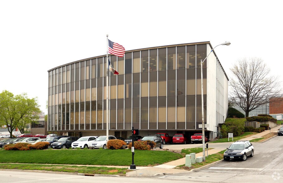 More Photos Of 777 3rd St, Des Moines Office For Sale