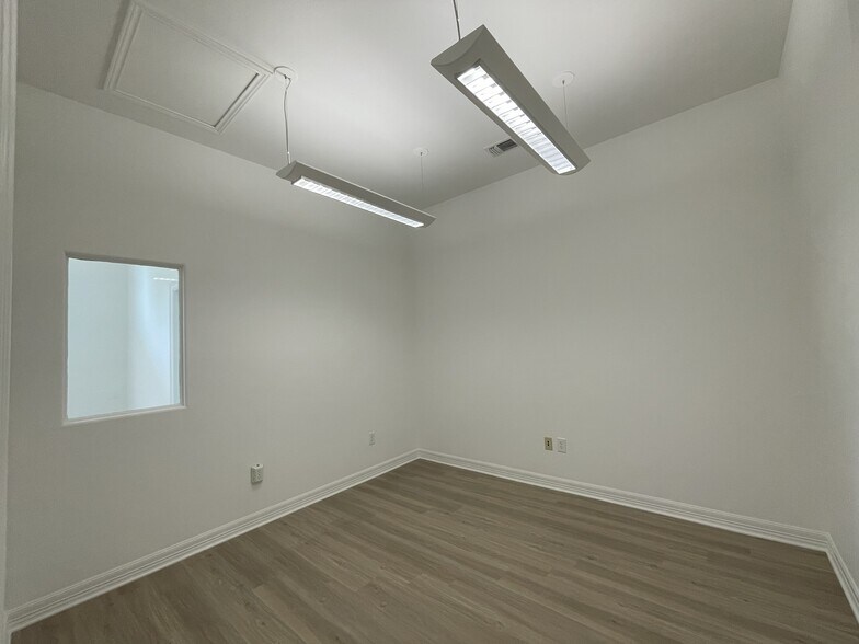 More Photos Of 109 Enterprise Pky, Boerne Loft Creative Space For Lease