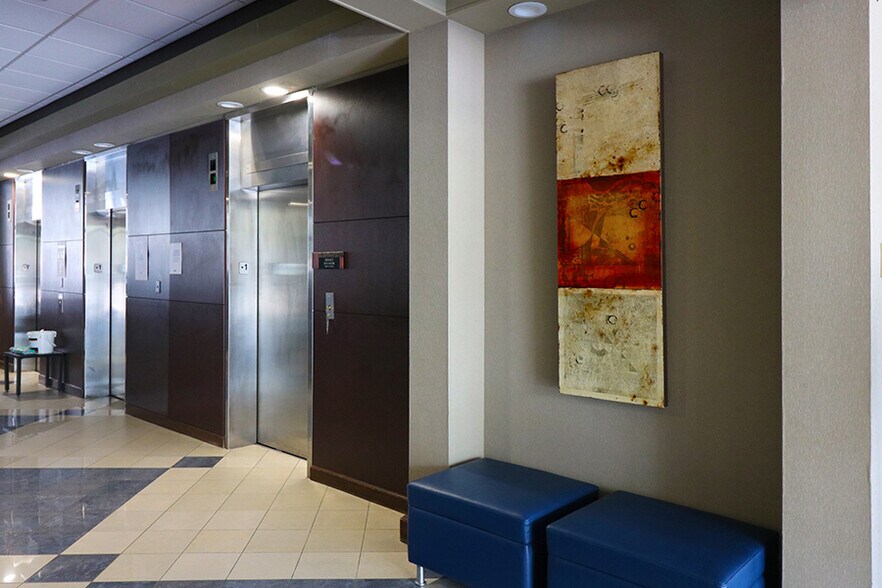 More Photos Of 550 Water St, Jacksonville Office For Lease