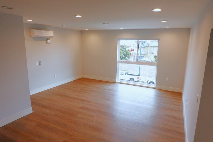 More Photos Of 935-937 N Hill St, Los Angeles Storefront Retail Residential For Sale