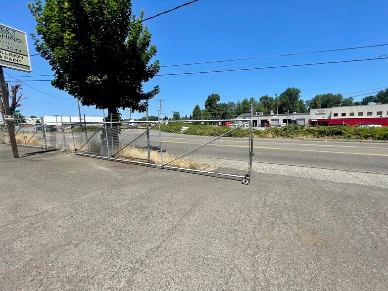 More Photos Of 9625 NE Vancouver Way, Portland Warehouse For Lease