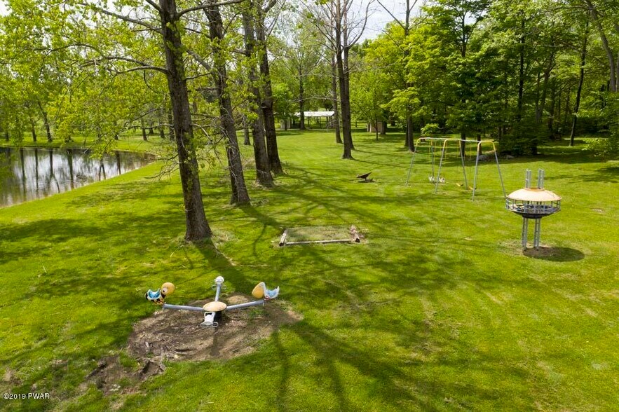 More Photos Of 37 Colonel Lindbergh Ln, Moscow Airport For Sale