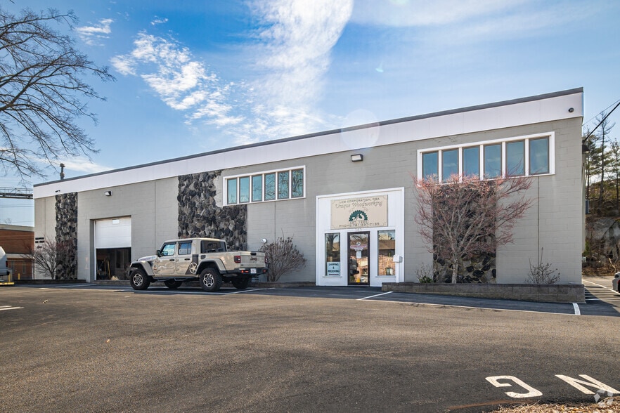 More Photos Of 143 Moore Rd, Weymouth Warehouse For Sale