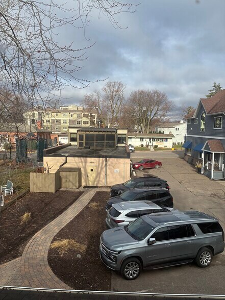 More Photos Of 222 Minnetonka Ave S, Wayzata Storefront Retail Office For Sale