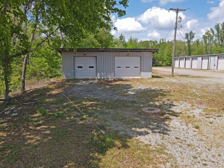 More Photos Of 180 Highway 7, Grenada Specialty For Sale