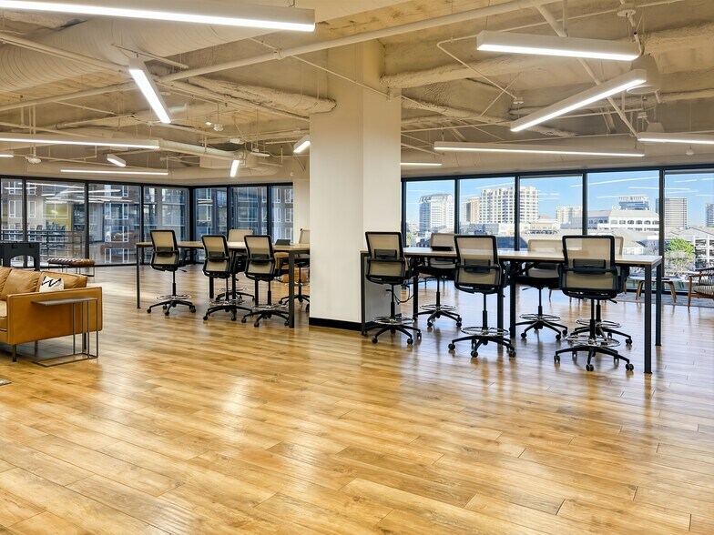More Photos Of 3232 McKinney Ave, Dallas Coworking Space
