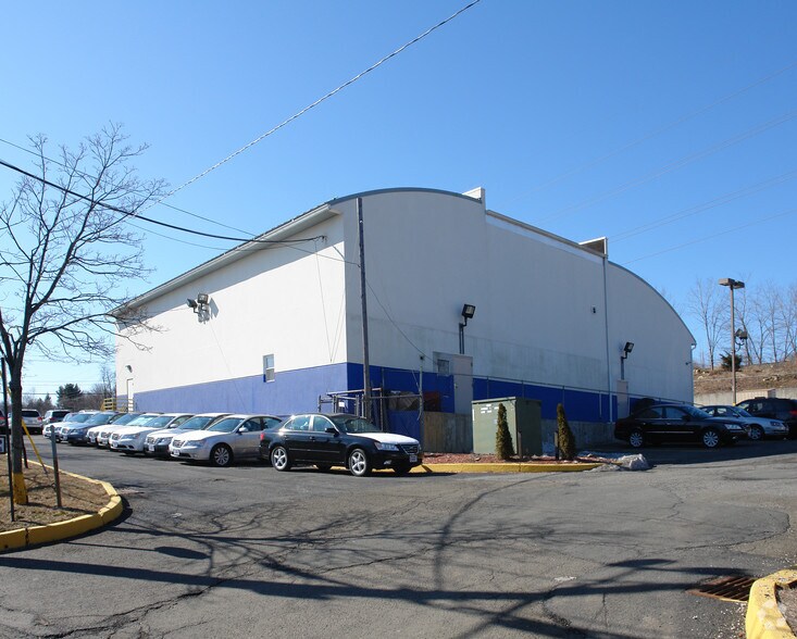 More Photos Of 140 W Rt-59, Nanuet Auto Dealership For Sale