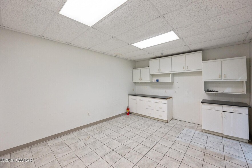 More Photos Of 288 Elliot Power Dr, Lexington Industrial For Sale