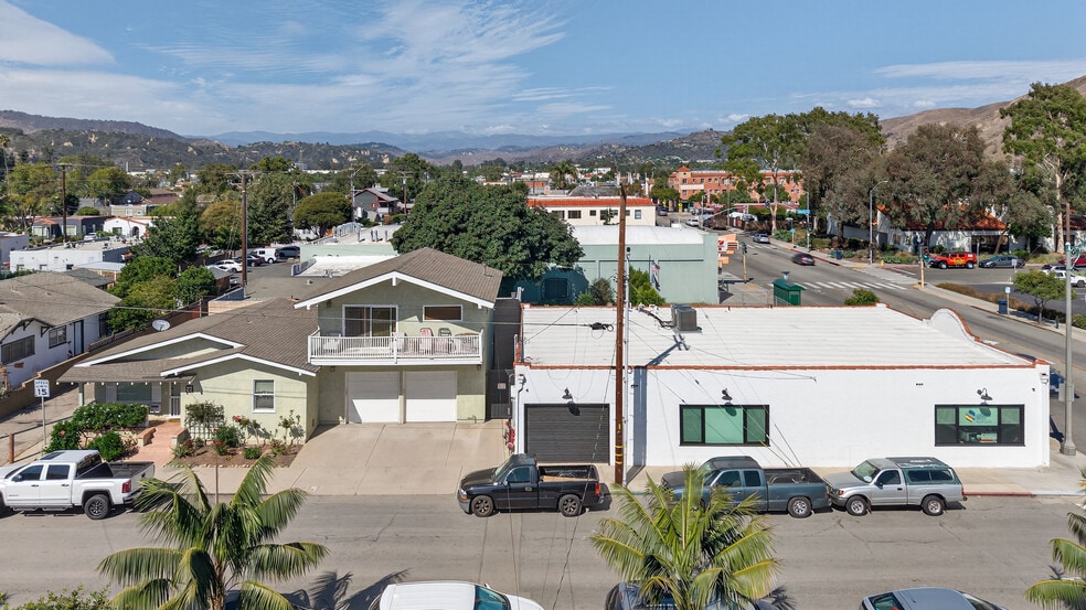 More Photos Of 27 W Prospect St, Ventura Storefront Retail Residential For Sale