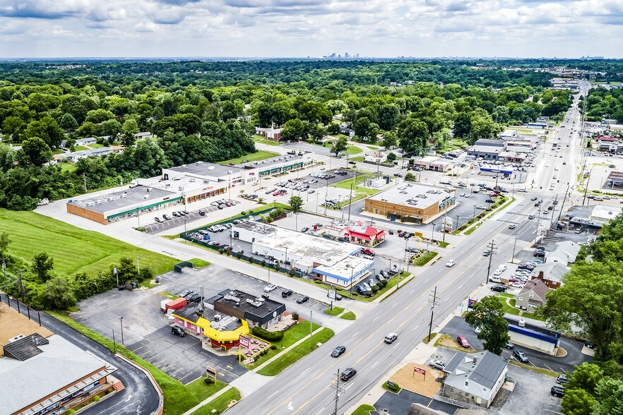 More Photos Of 10006-10056 W Florissant Ave, Saint Louis Storefront For Lease