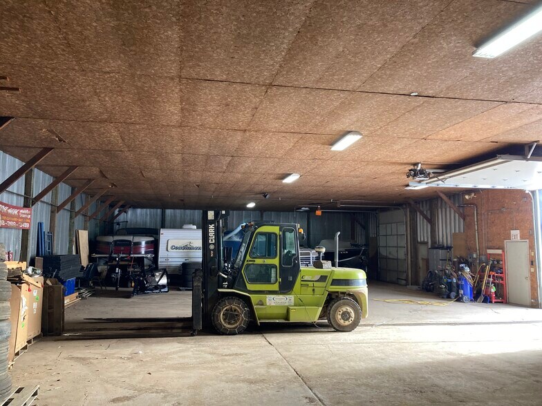More Photos Of 621 Industrial Rd, Moose Lake Warehouse For Sale
