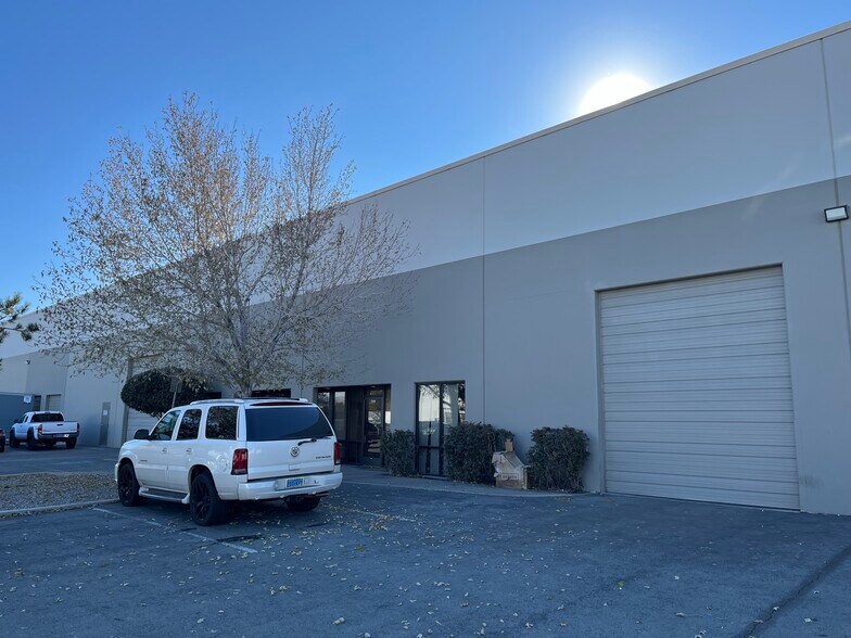 More Photos Of 911 Linda Way, Sparks Warehouse For Lease