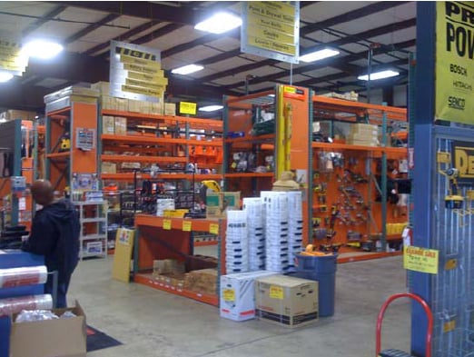 More Photos Of 1030 Thousand Oaks Blvd, Greenville Warehouse For Lease